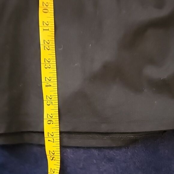 Lane Bryant long sleeve top with mesh neckline size 18-20 - Picture 8 of 8